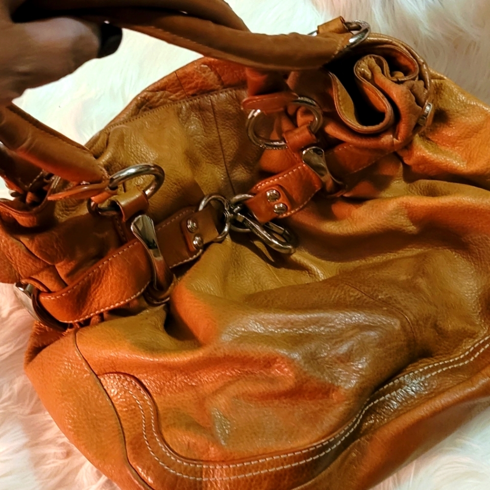 Medium purse